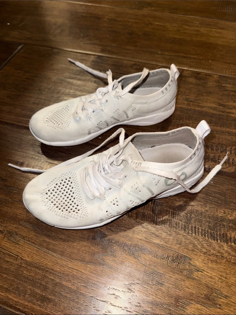 NFINITY comfortable white